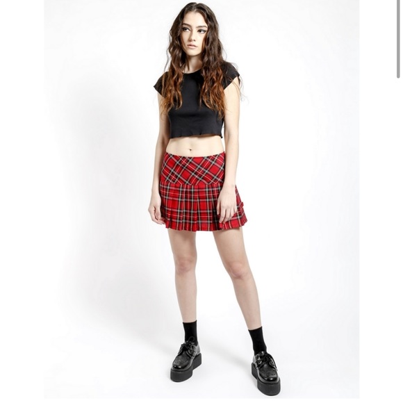Tripp NYC Red Plaid Pleated Skirt - Picture 3 of 4